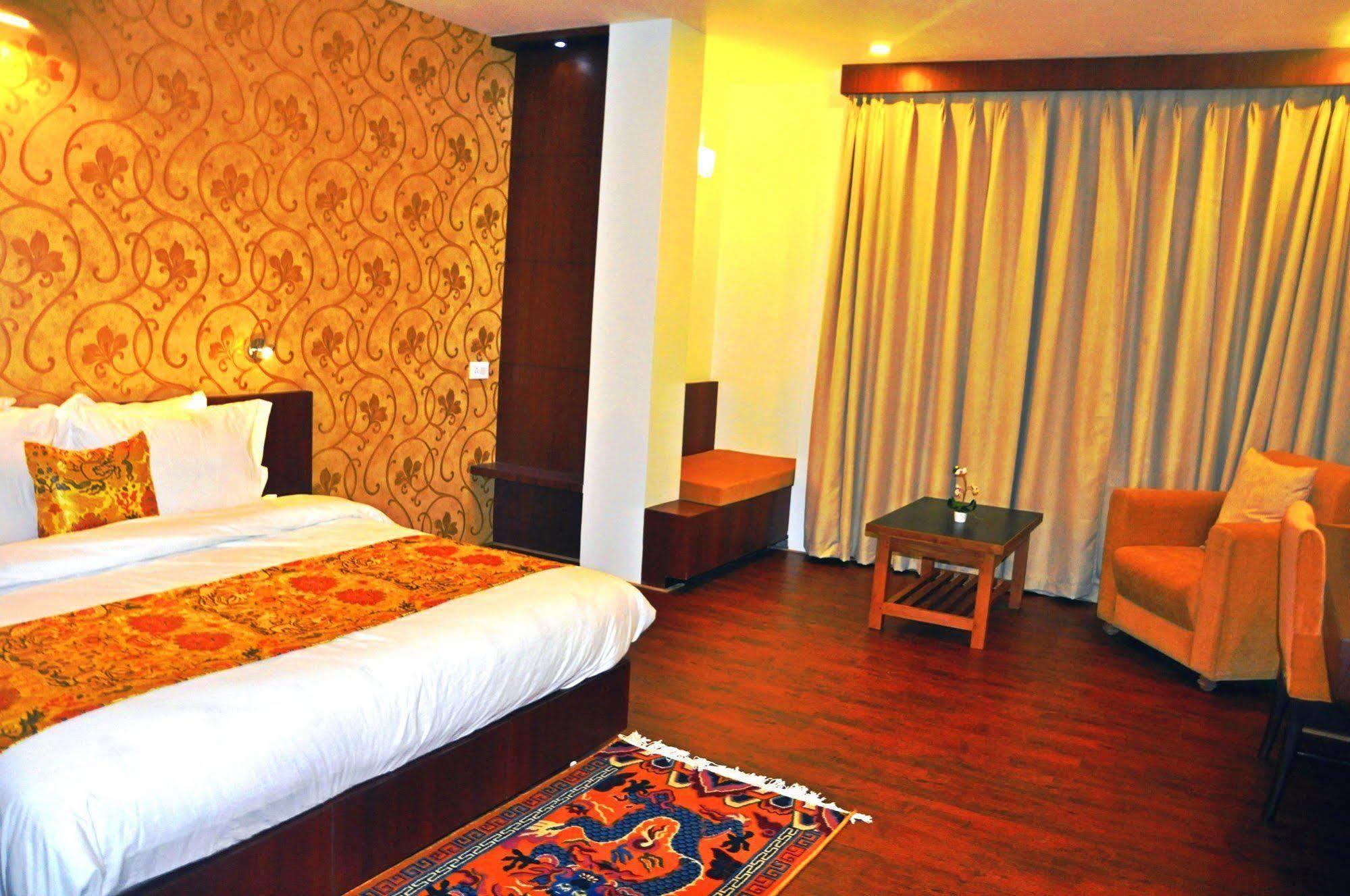 Hotel The Golden Crest Gangtok Exterior foto